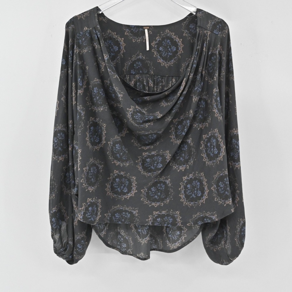 FREE PEOPLE Womens Cowling Around Top Size S Midnight Romantic Bohemian Hippie